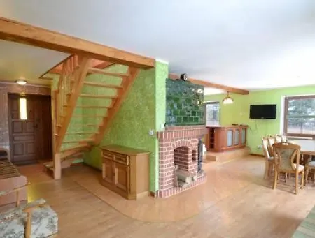 Caloroczny Dom Grodzianka Вилла Banie Mazurskie